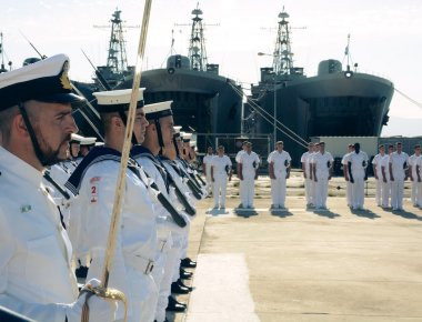 ΓΕΝ: Θερινός εκπαιδευτικός πλους Σπουδαστών της Σχολής Μονίμων Υπαξιωματικών Ναυτικού (φωτό)